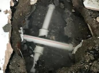 隆昌阳台漏水维修公司为您分享楼上楼下漏水怎么处理